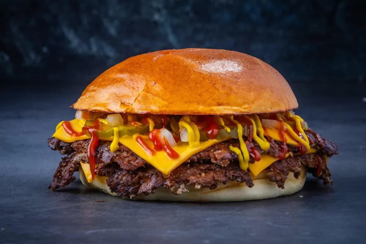 Simple Cheeseburger